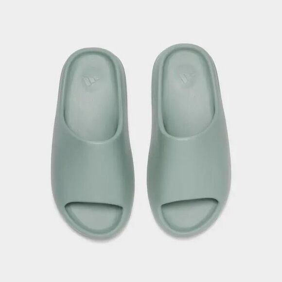 Men’s adidas Yeezy Slide Sandals main image 4